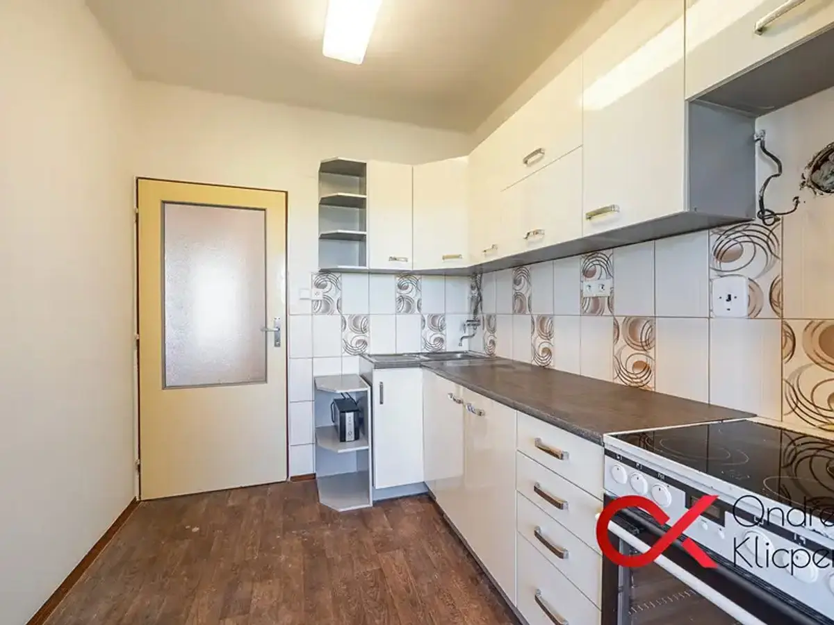 Prodej bytu 3+1 75 m², Kostelní Lhota