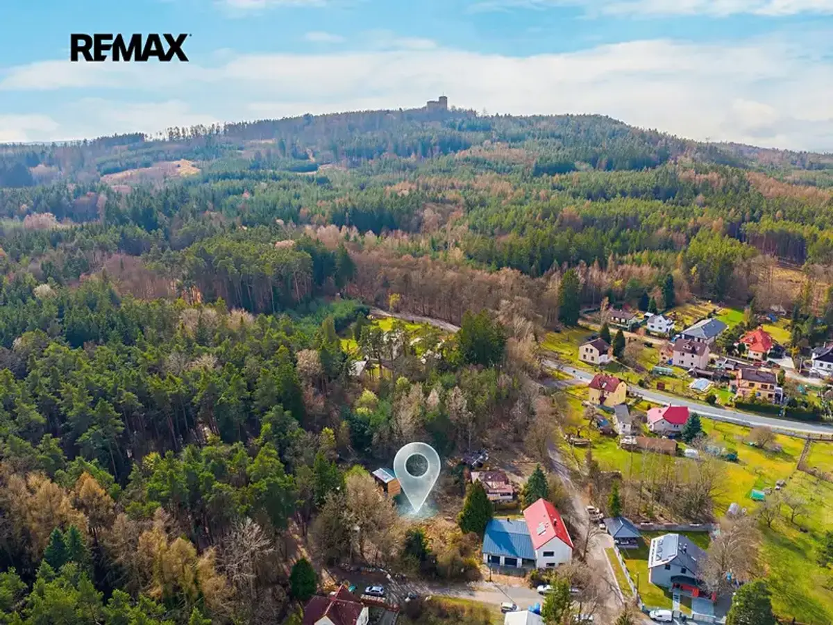 Prodej pozemku 660 m², Výrovna · Starý Plzenec