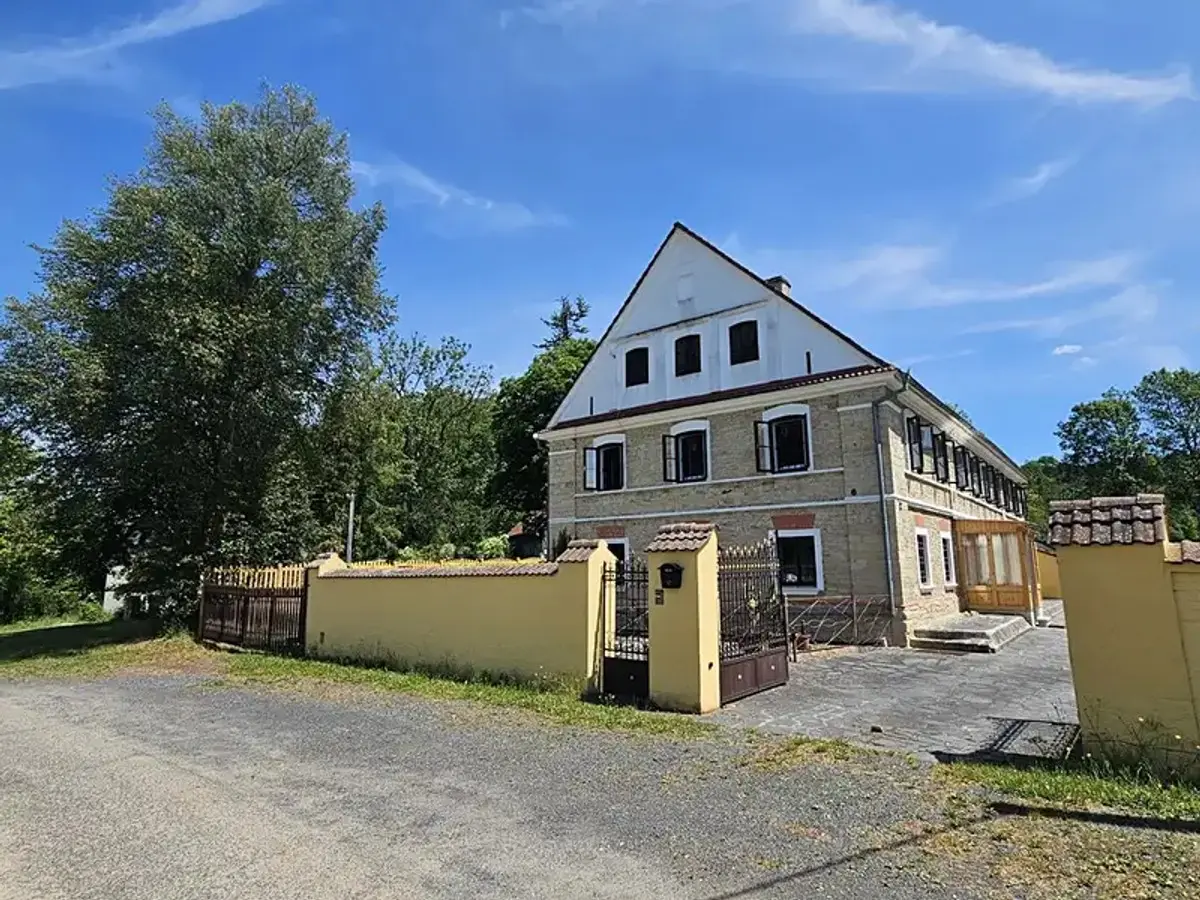Prodej domu 460 m², Vědlice · Úštěk