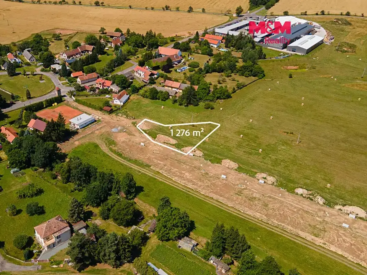 Prodej pozemku 1276 m², Urbanice