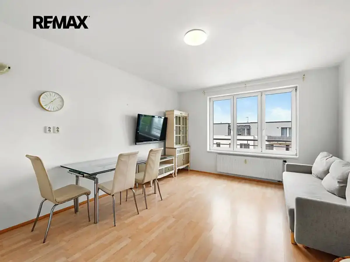 Prodej bytu 1+kk 32 m², Záběhlice