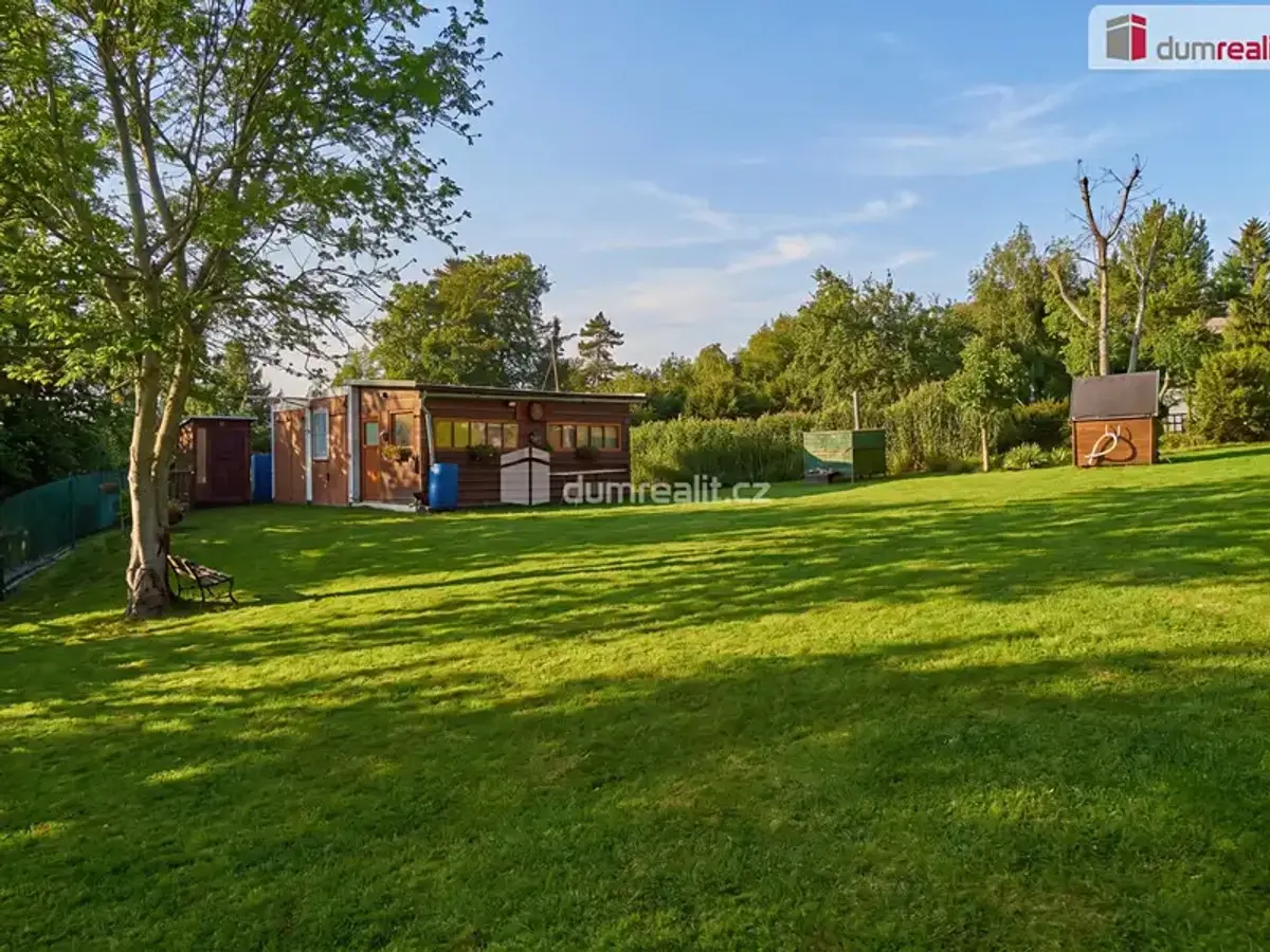 Prodej pozemku 1197 m², Zámecká · Loket