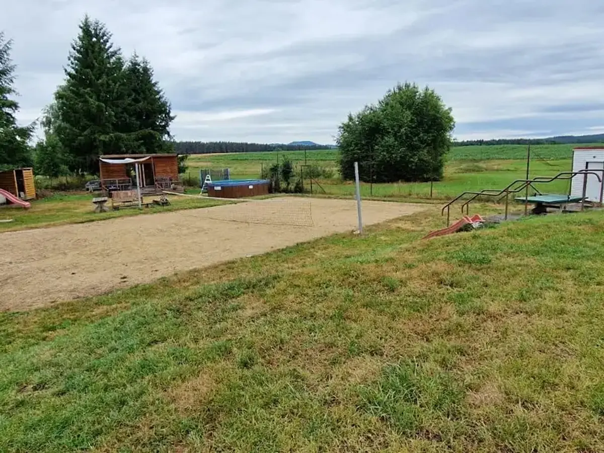 Prodej pozemku 3082 m², Stráž · okres Tachov