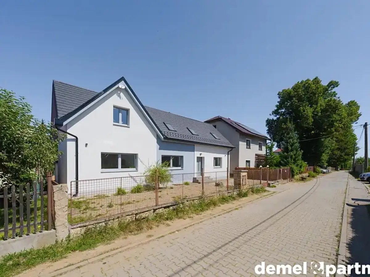 Prodej domu 174 m², Javorová · Střelecká · Dobronín