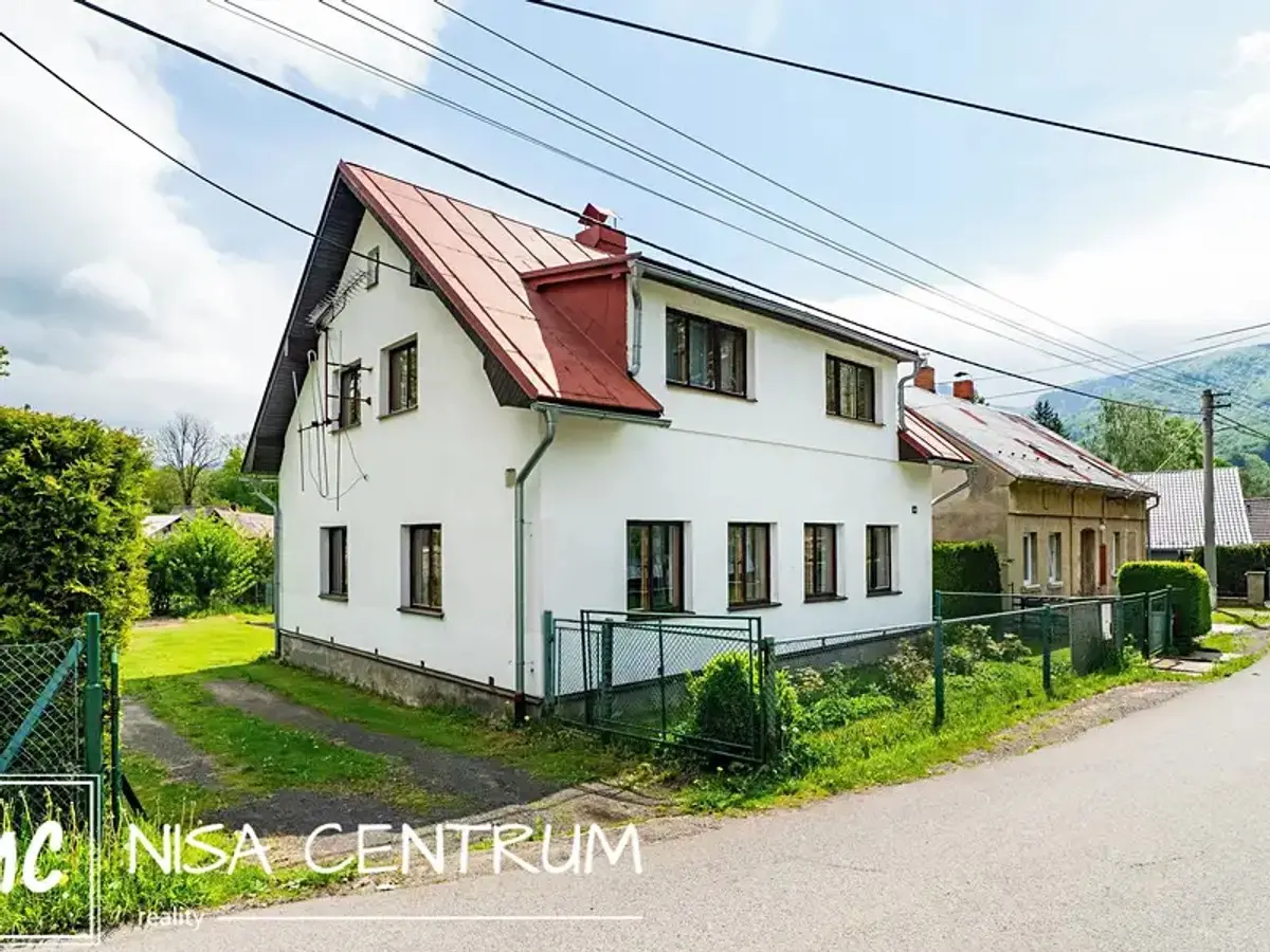 Prodej domu 220 m², Hejnice · okres Liberec