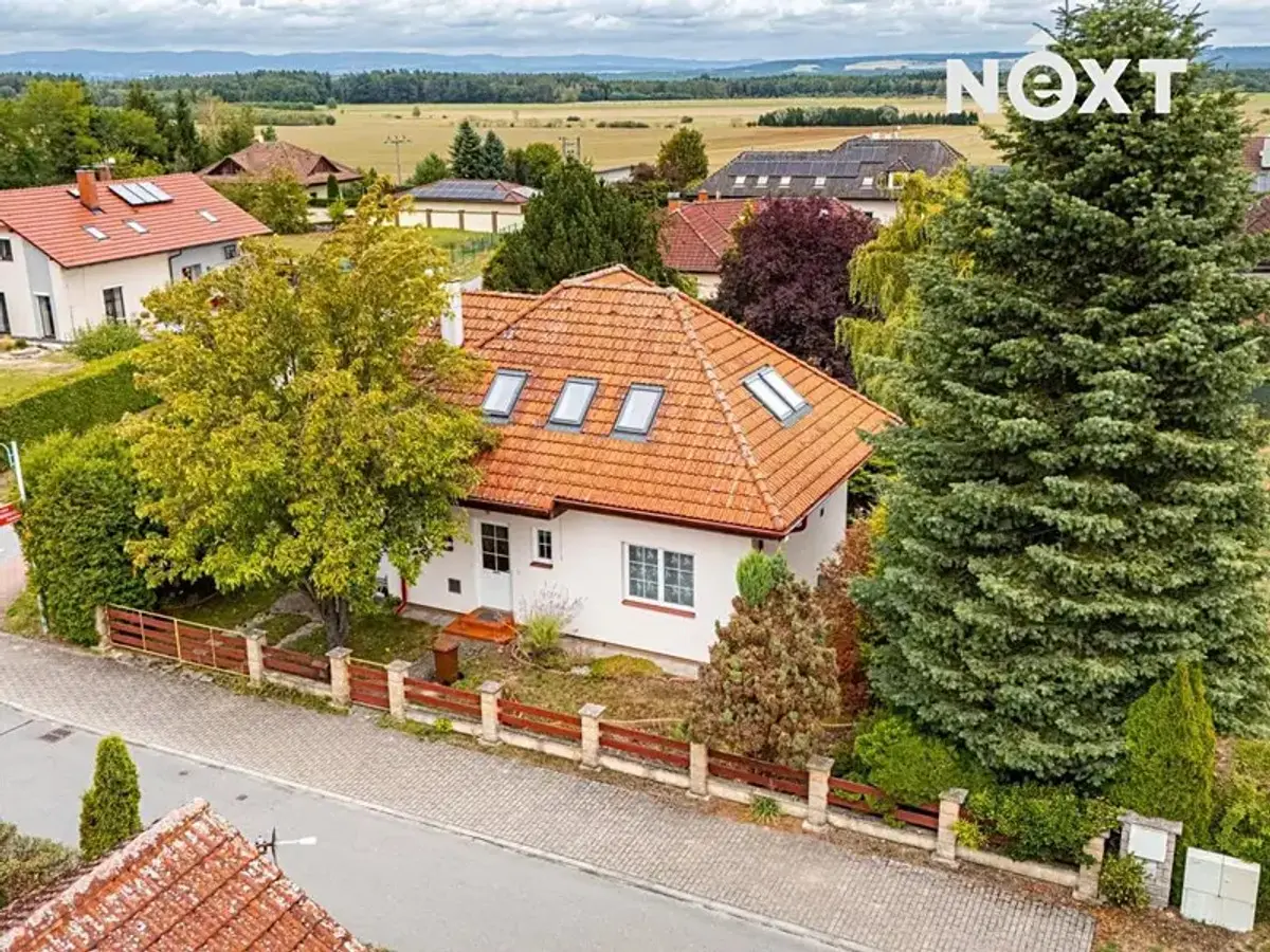 Prodej domu 160 m², Dvorská · Horní Jelení