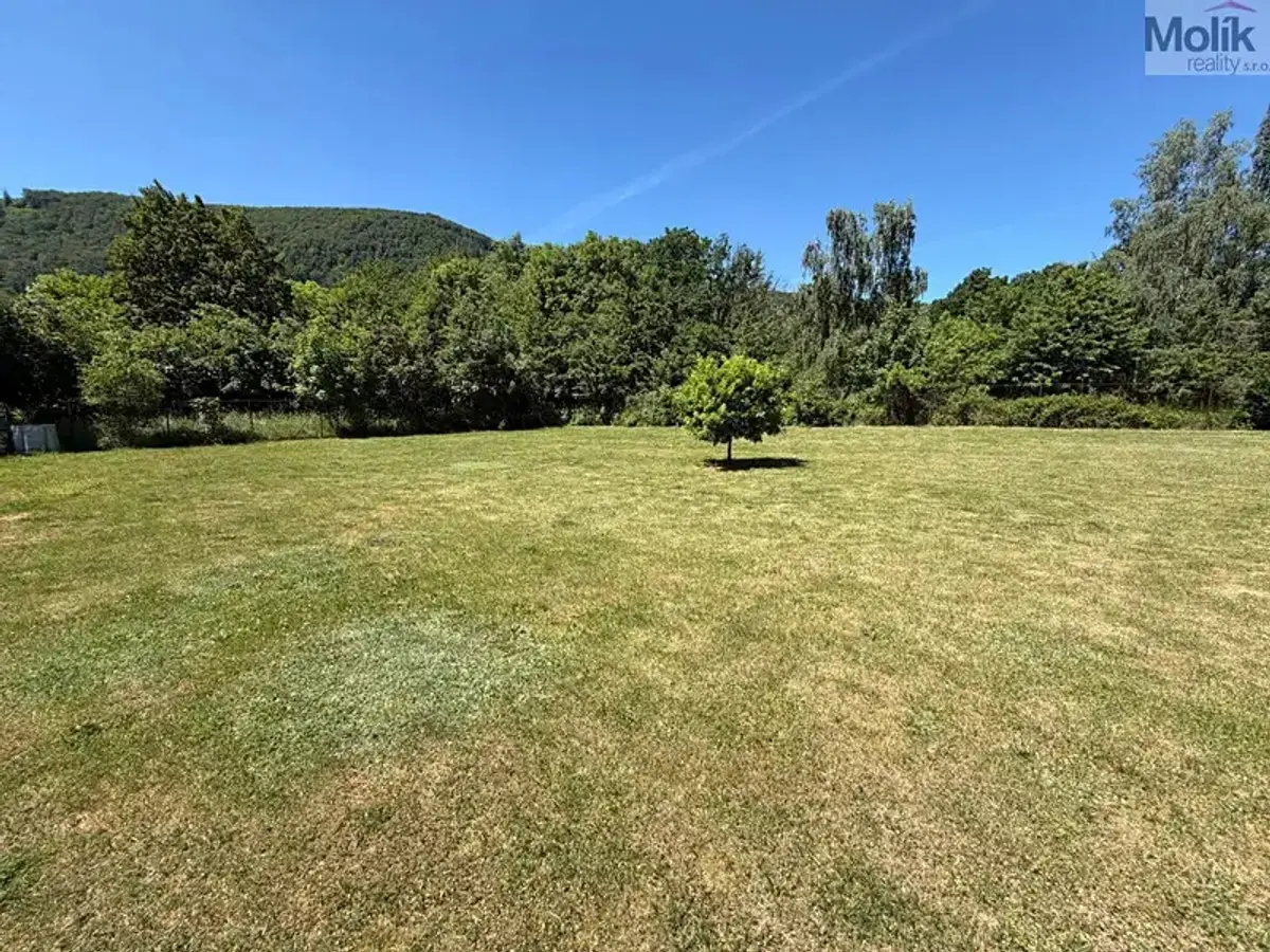 Prodej pozemku 919 m², Horní Jiřetín
