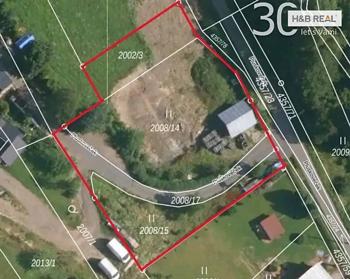 Prodej pozemku 2005 m², Karolinka · okres Vsetín