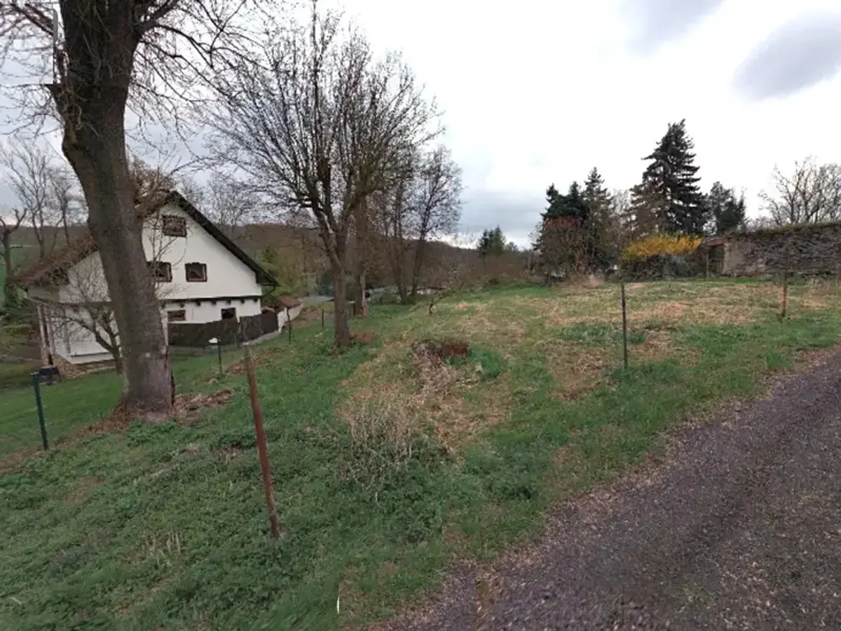 Prodej pozemku 927 m², Ploskovice · okres Litoměřice
