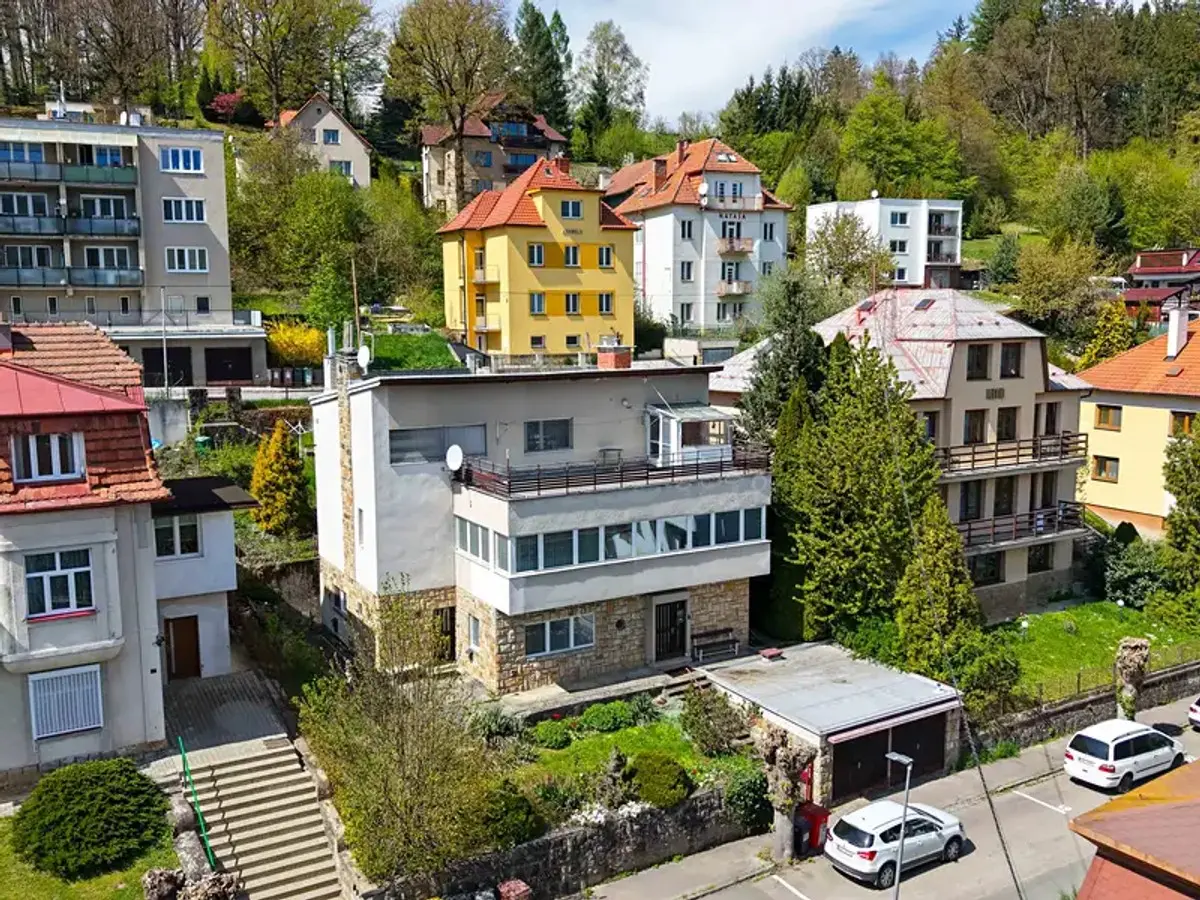 Prodej pozemku 200 m², Luhačovice · okres Zlín