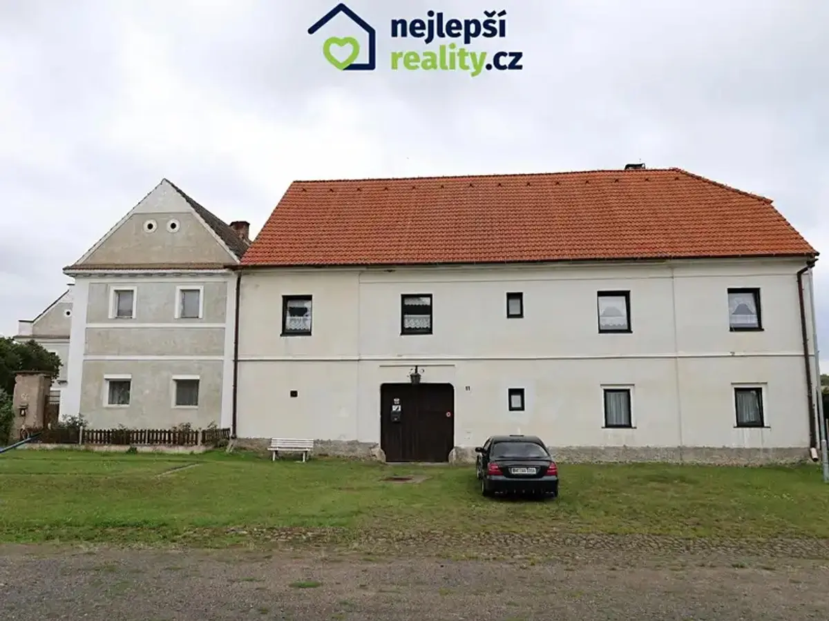 Prodej domu 446 m², Kozly · okres Louny