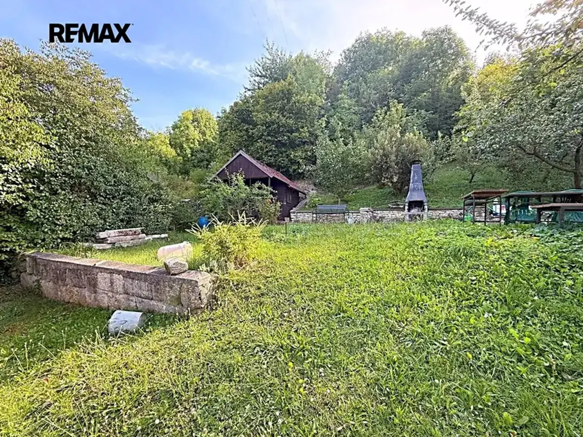 Prodej pozemku 1345 m², Chrudim · okres Chrudim