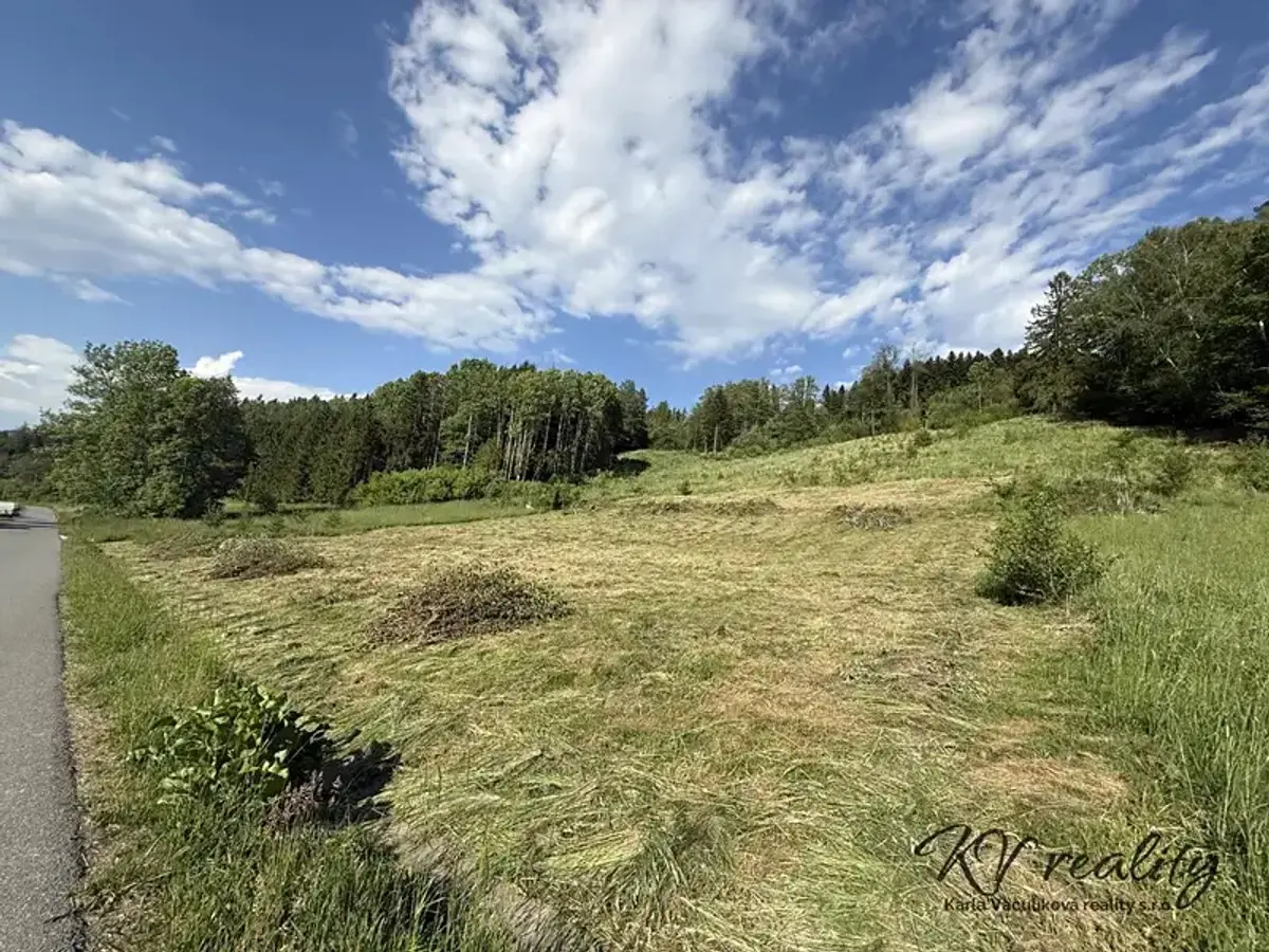 Prodej pozemku 2493 m², Ratiboř · okres Vsetín