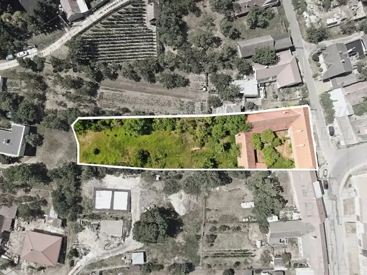 Prodej domu 370 m², Stavěšice