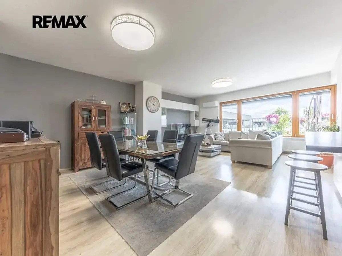 Prodej bytu 5+kk 134 m², K Vystrkovu · Modřany