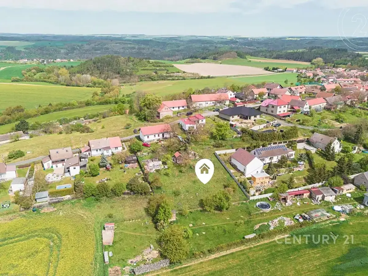 Prodej pozemku 909 m², Podmokly nad Berounkou · Podmokly