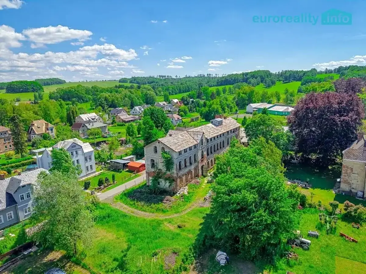 Prodej pozemku 2399 m², Mikulášovice · okres Děčín