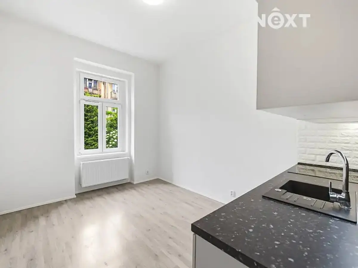 Prodej bytu 2+kk 39 m², V zahradách · Libeň