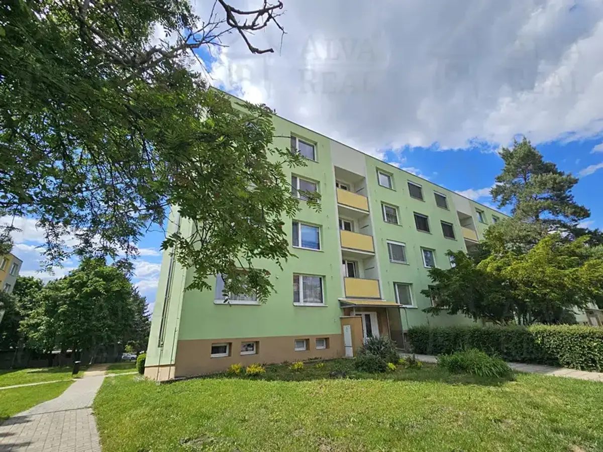 Prodej bytu 2+1 54 m², sídl. Družba · Židlochovice