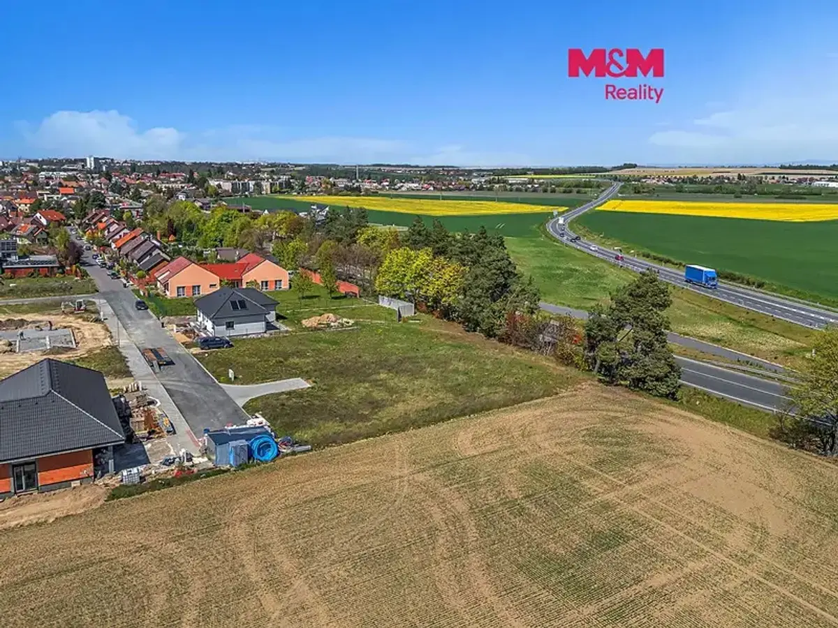 Prodej pozemku 923 m², Kunčí · Slatiňany