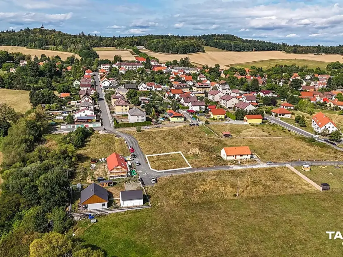 Prodej pozemku 585 m², Chudenice