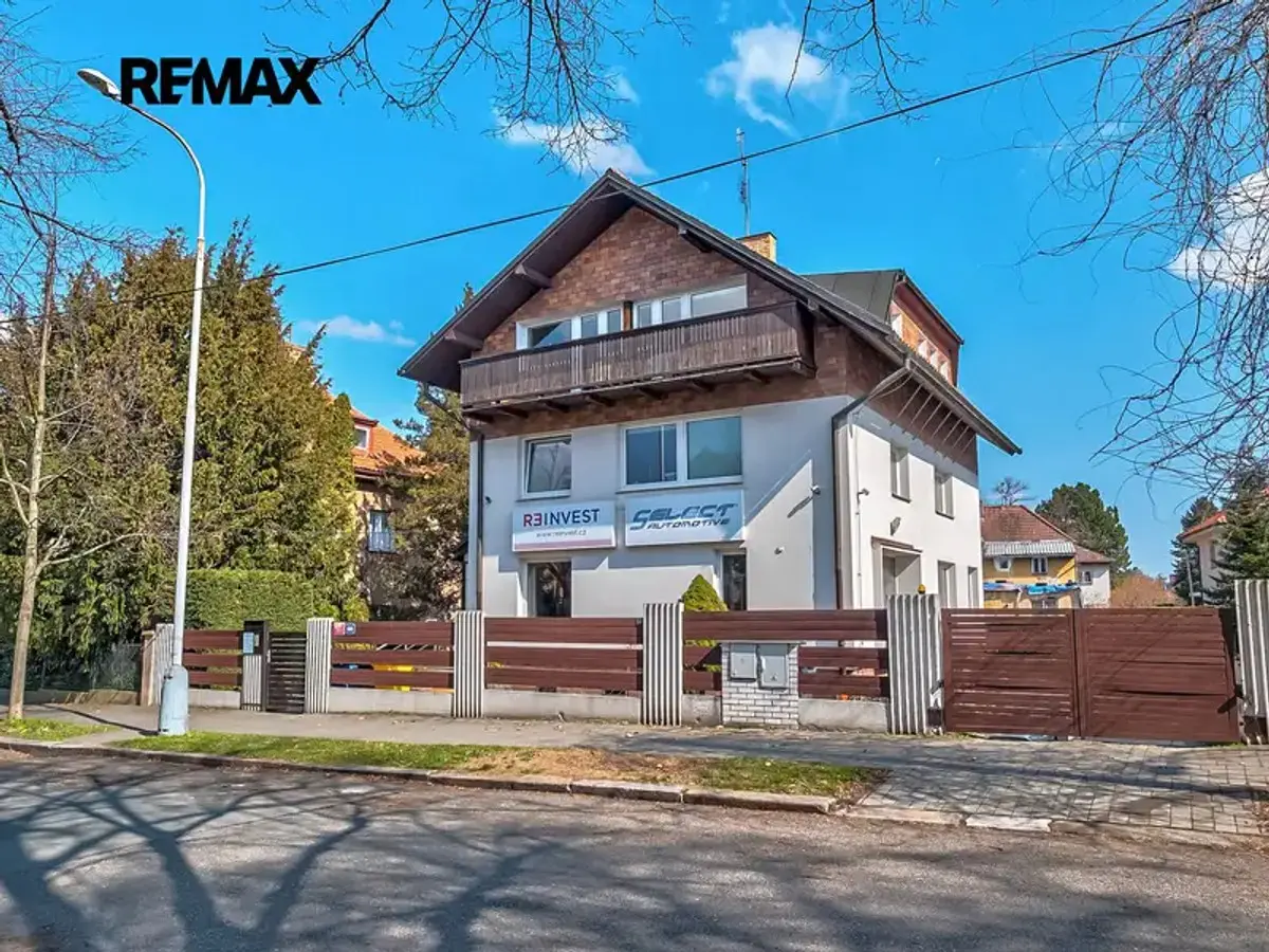 Prodej domu 398 m², K Novému dvoru · Lhotka
