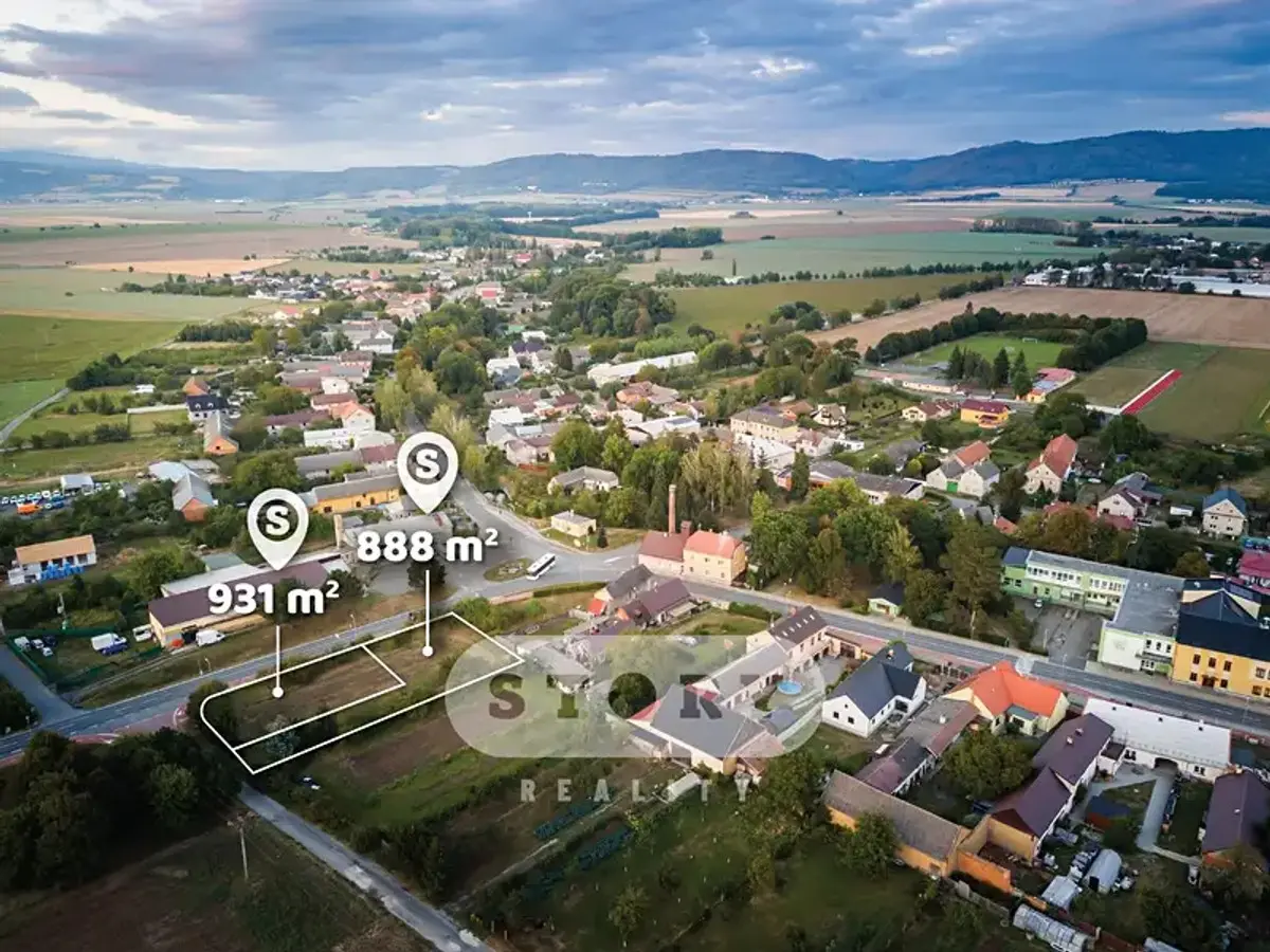 Prodej pozemku 888 m², Újezd · okres Olomouc
