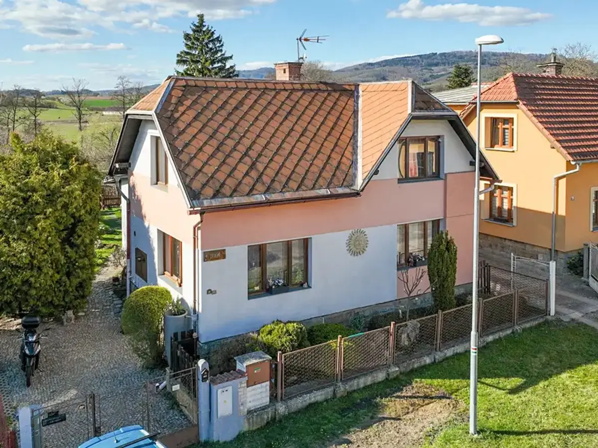 Prodej domu 73 m², Nádražní · Železnice