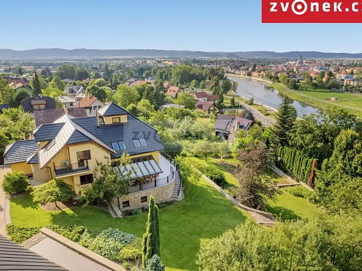 Prodej domu 540 m², Pod Bílým kamenem · Hranice