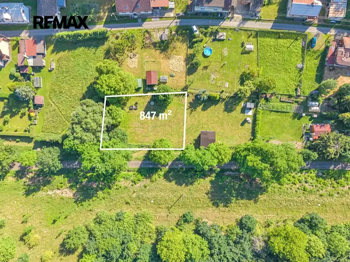 Prodej pozemku 847 m², Mukařov · okres Mladá Boleslav