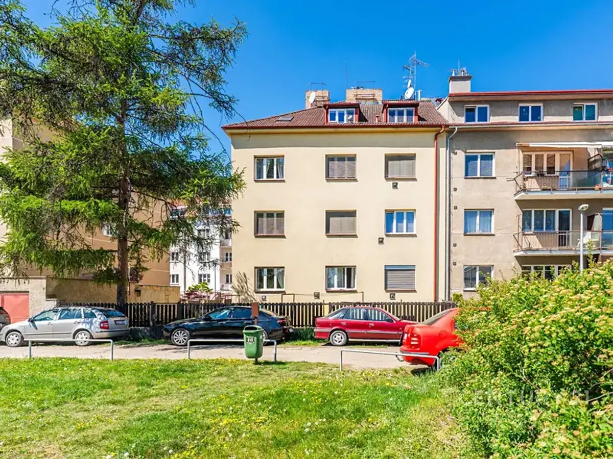 Prodej bytu 3+1 73 m², Na nivách · Michle