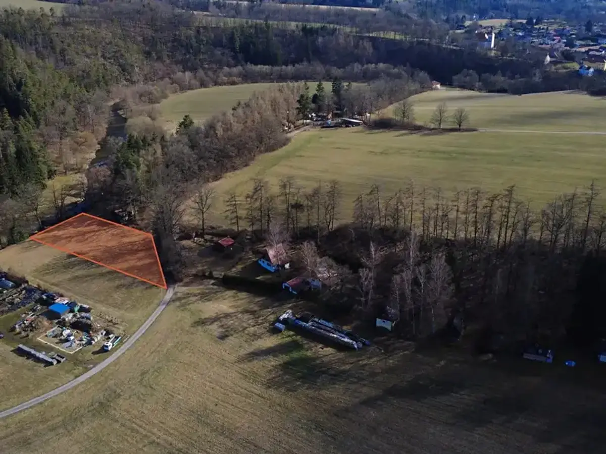 Prodej pozemku 1759 m², Doudleby · okres České Budějovice