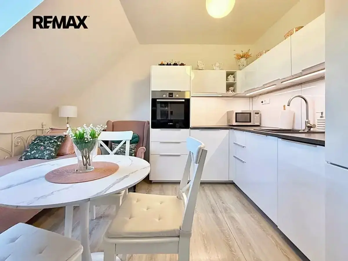 Prodej bytu 1+1 53 m², Drnovská · Ruzyně