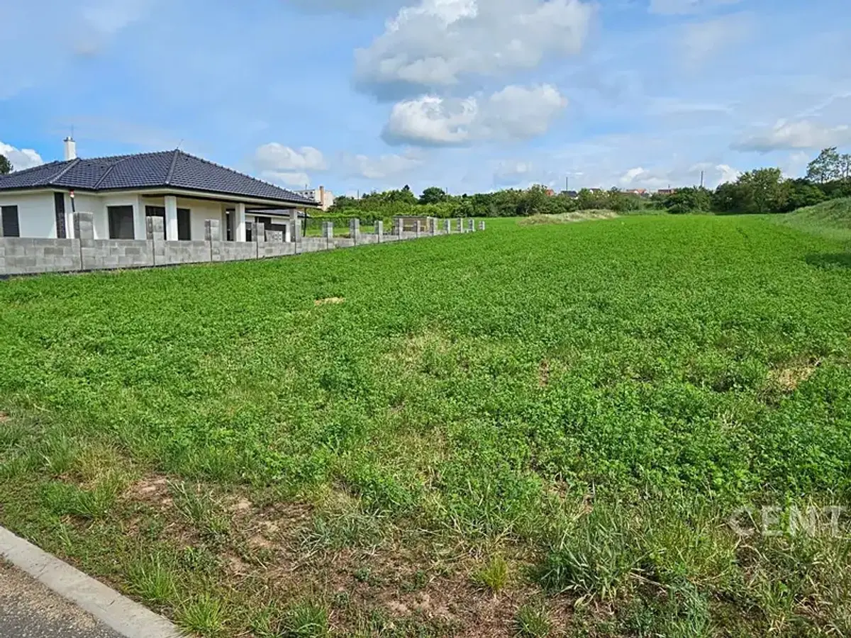 Prodej pozemku 1416 m², Moravský Krumlov