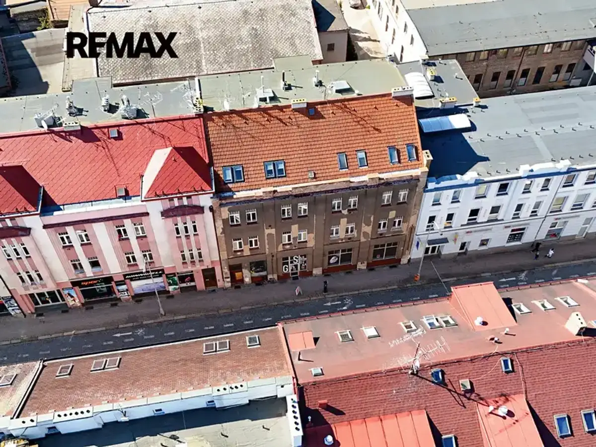 Prodej bytu 4+1 111 m², Škroupova · Střed města · Hradec Králové