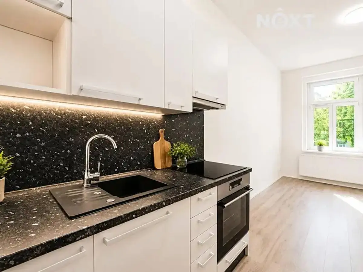 Prodej bytu 1+kk 26 m², V zahradách · Libeň
