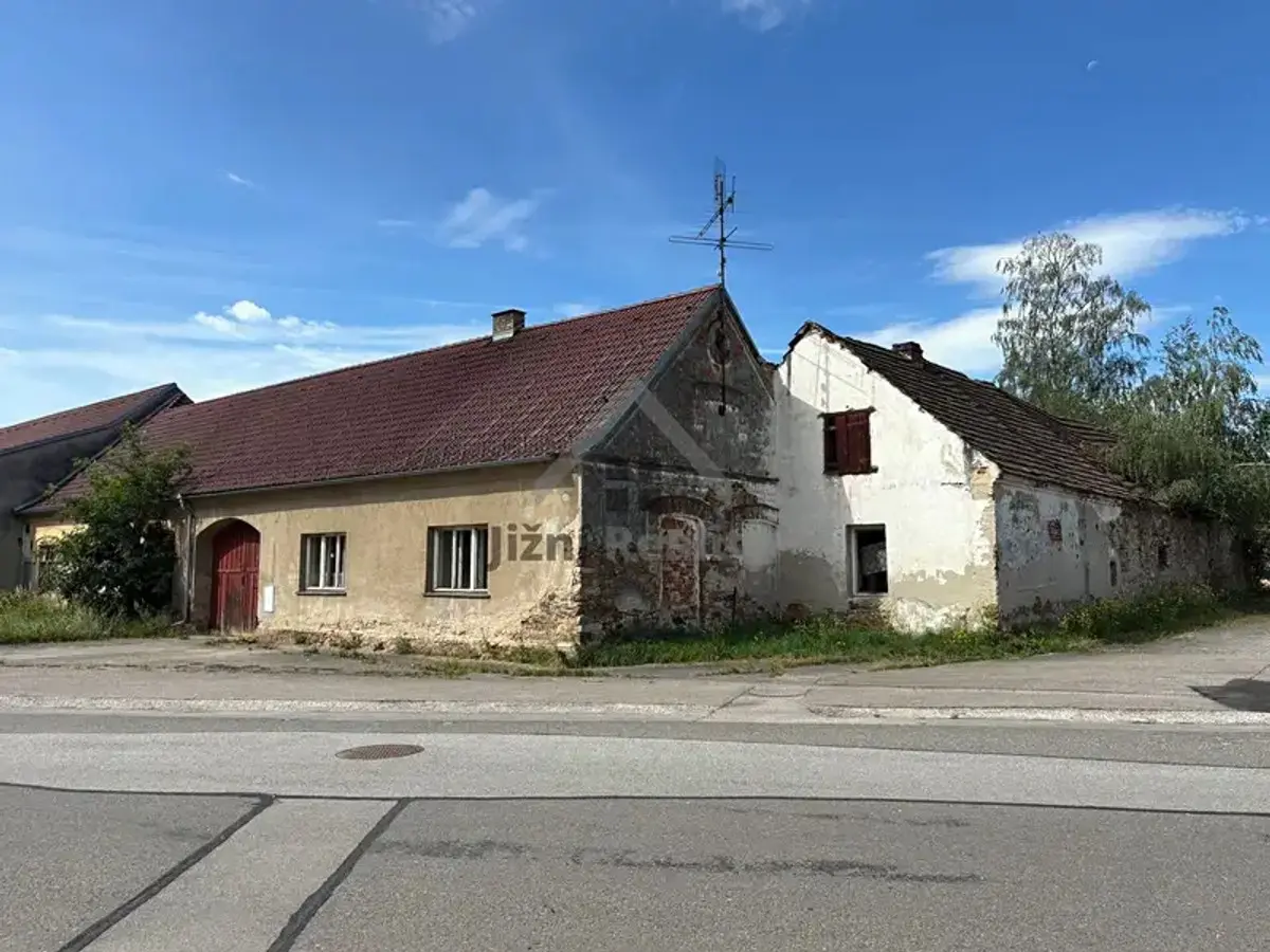 Prodej domu 200 m², Dívčice
