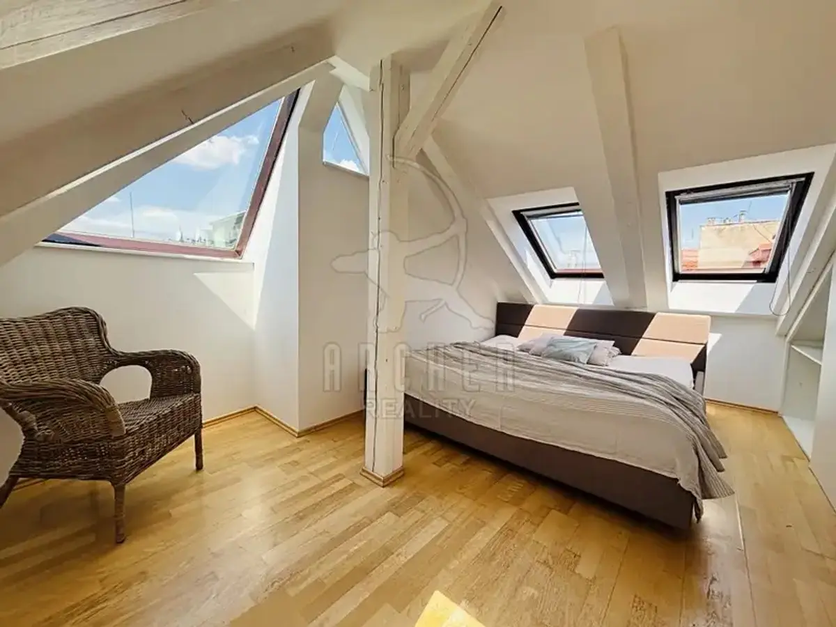 Prodej bytu 2+kk 106 m², Navrátilova · Nové Město
