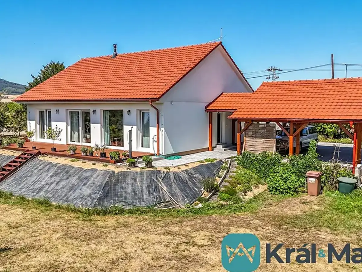 Prodej domu 112 m², Píšťany · okres Litoměřice