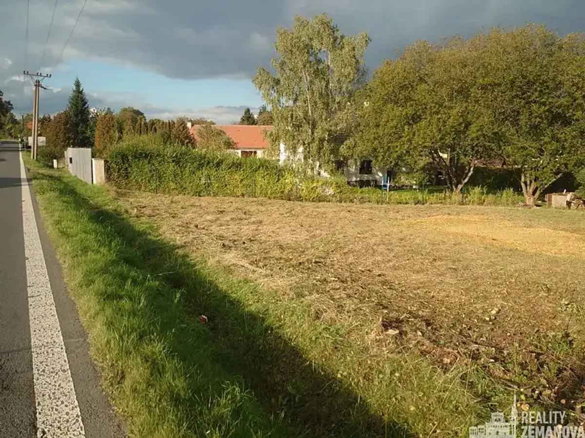Prodej pozemku 1530 m², Souběžná · Struhařov u Mnichovic · Struhařov