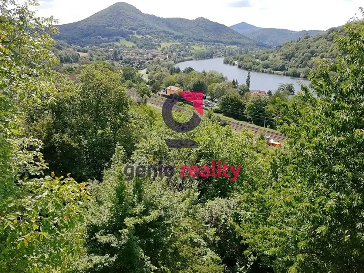Prodej pozemku 1275 m², Ústí nad Labem · okres Ústí nad Labem