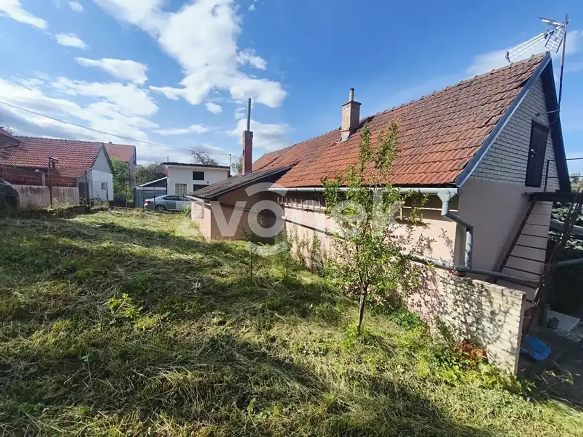 Prodej domu 90 m², Komňa