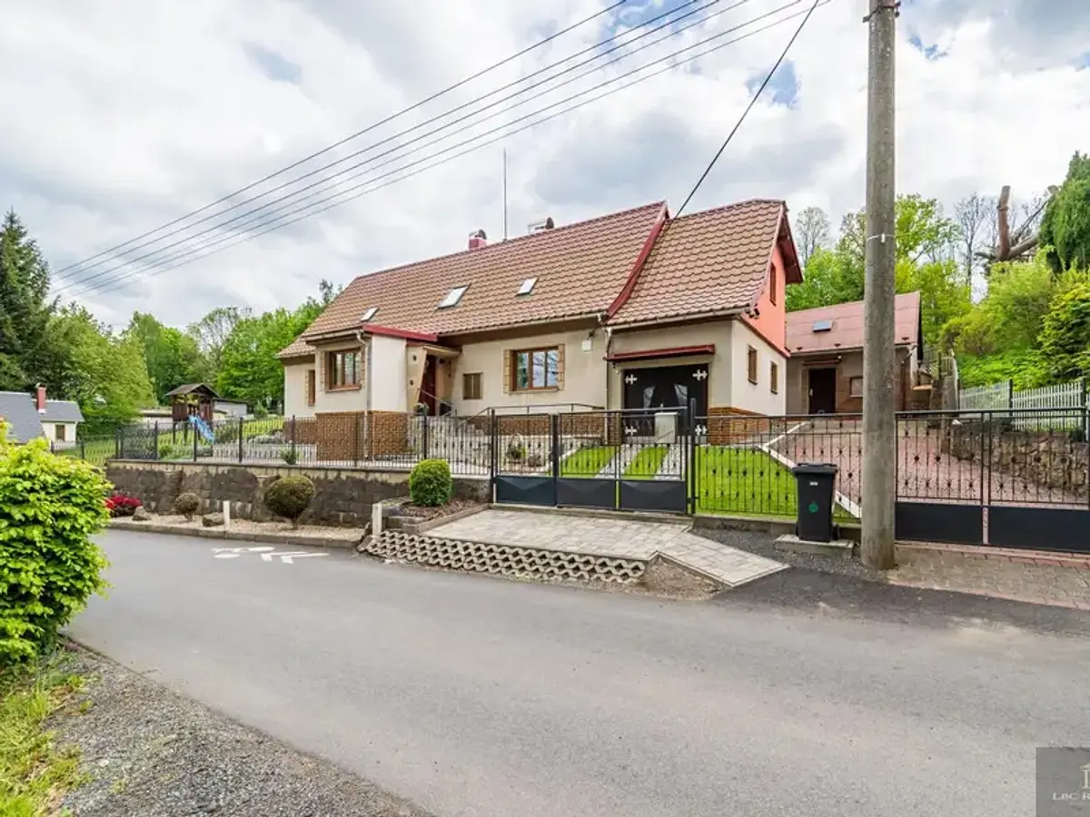 Prodej domu 214 m², Stará · Machnín · Liberec