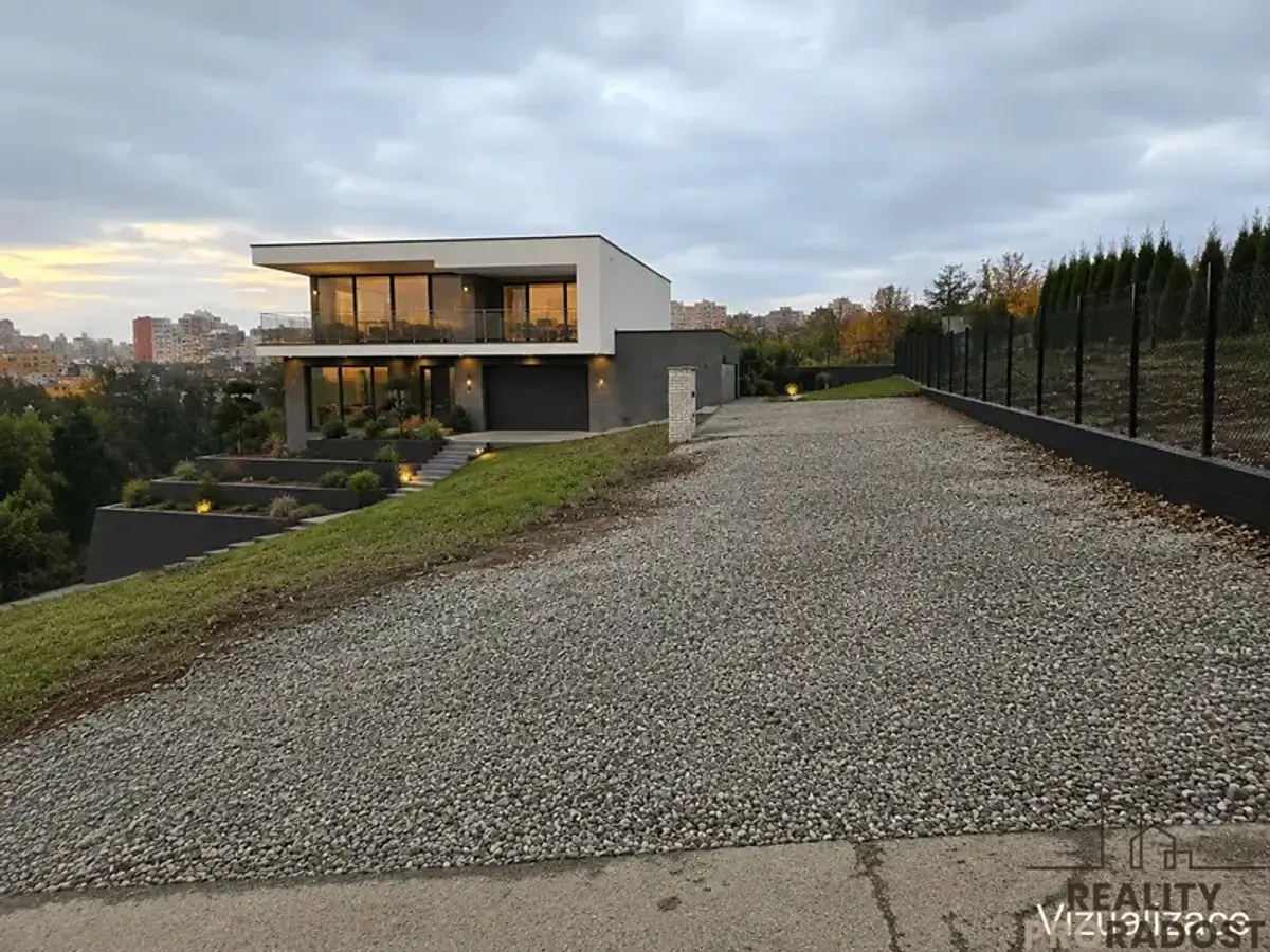 Prodej pozemku 1465 m², Kladno