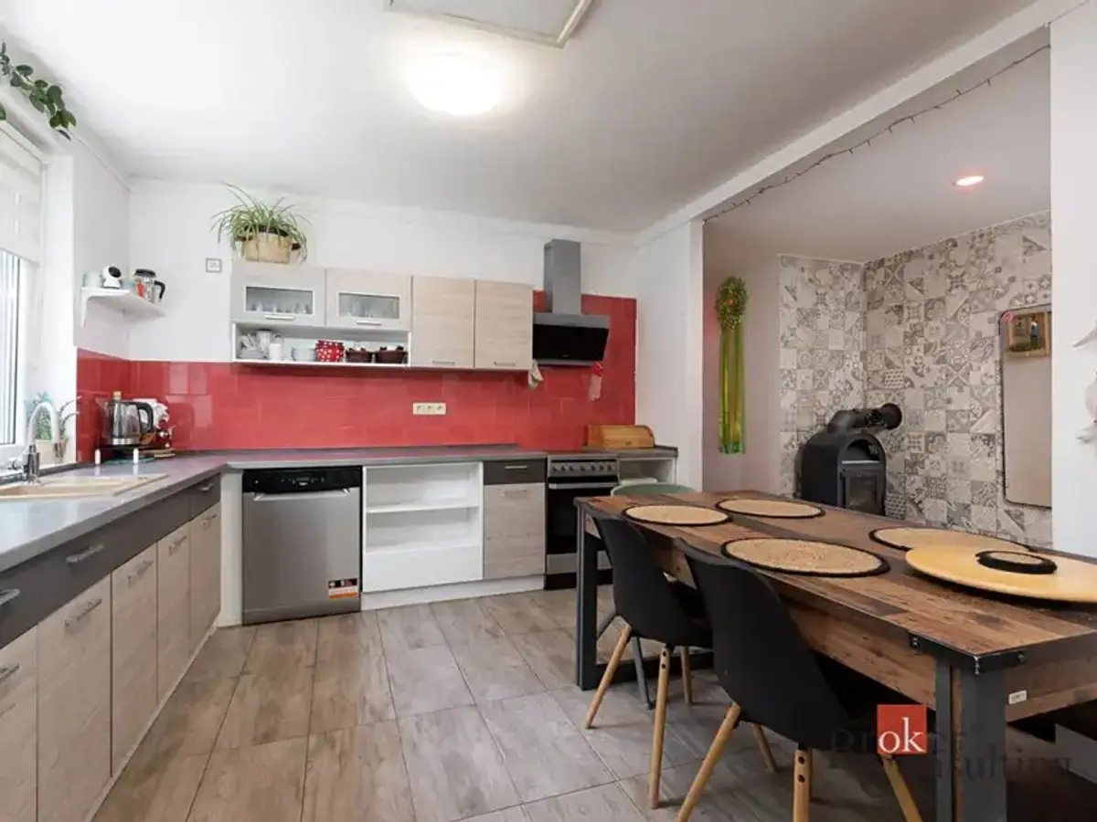 Prodej bytu 3+1 76 m², Čermná ve Slezsku