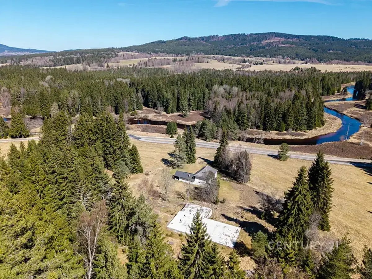 Prodej pozemku 10137 m², Stožec
