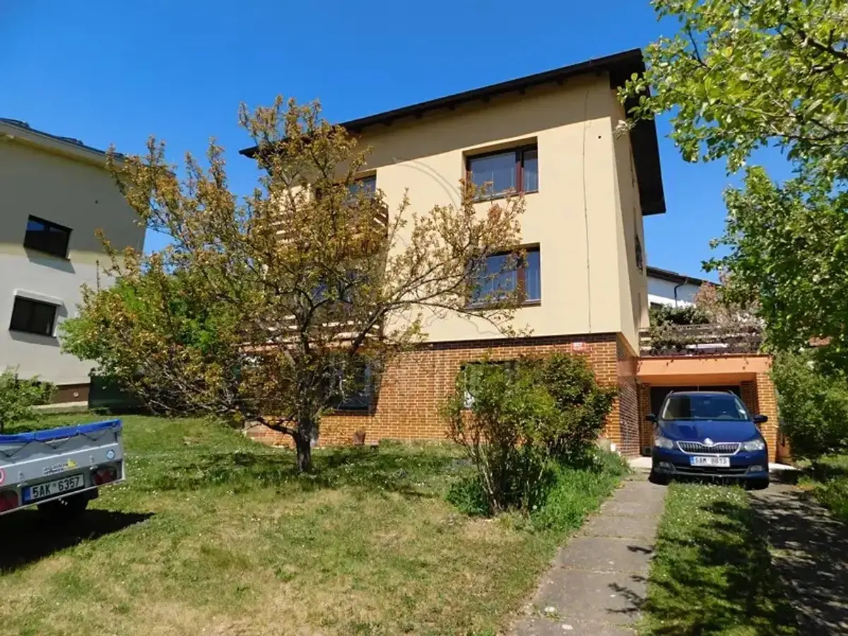 Prodej domu 231 m², Rtyňská · Dolní Počernice