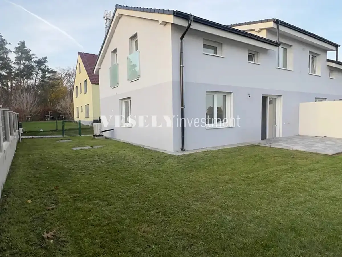 Prodej domu 144 m², Hvozdnice · okres Praha-západ