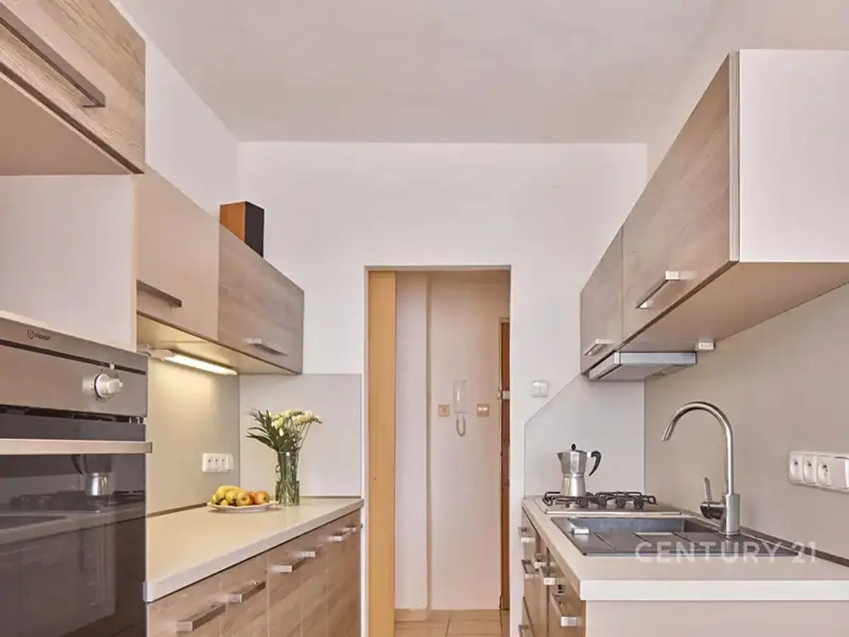 Prodej bytu 3+1 73 m², Vrchlického · Znojmo-město · Znojmo