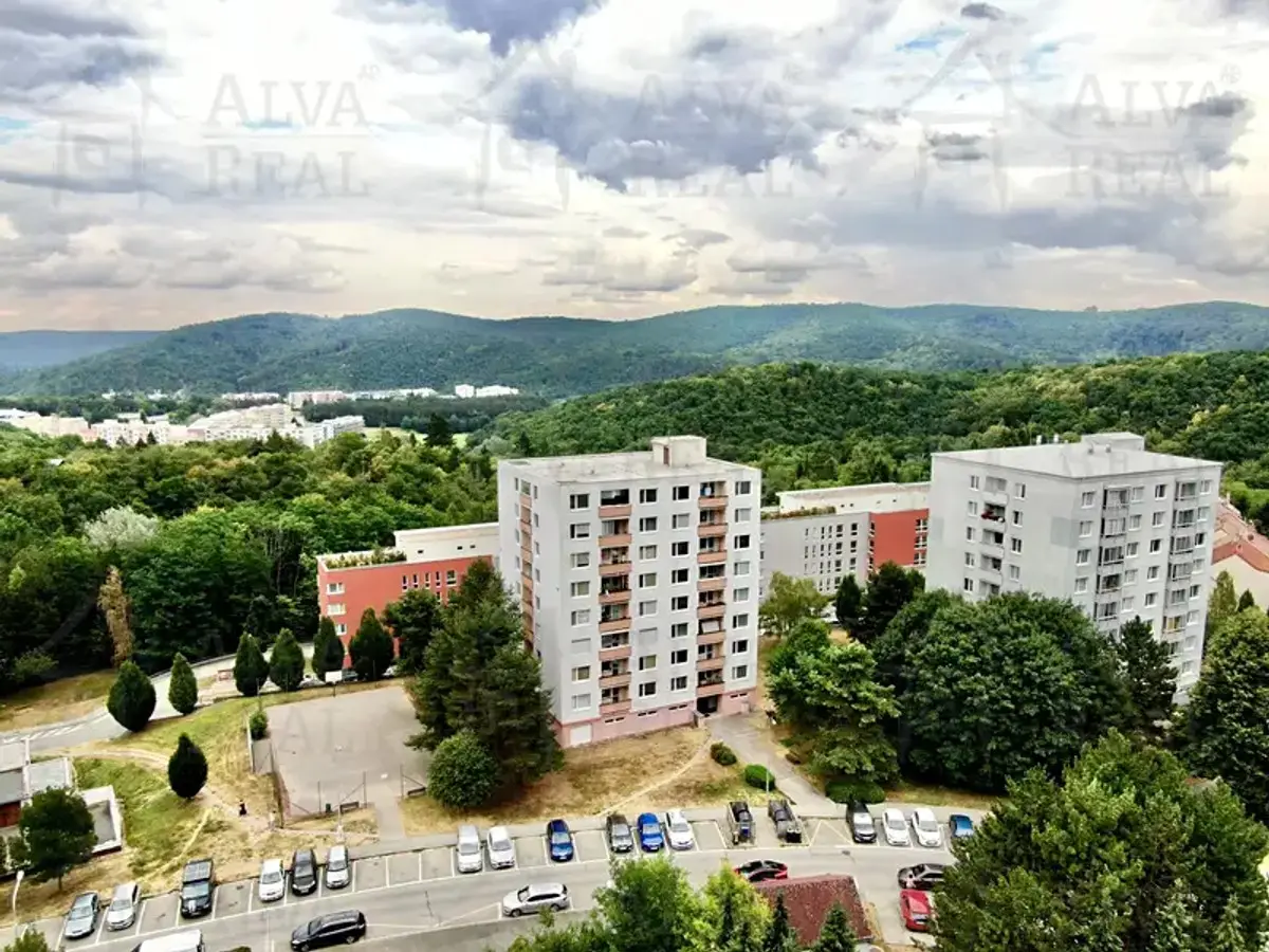 Prodej bytu 3+1 71 m², Foltýnova · Bystrc · Brno